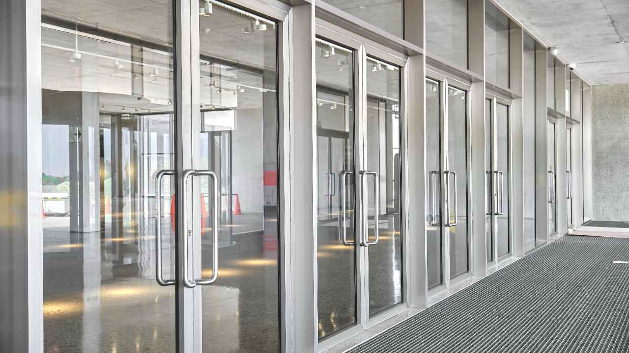 Jasa Pintu Kaca Ruko Minimalis Desain Modern Terbaru