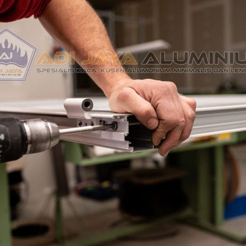 Harga Jasa Pasang Kusen Aluminium per Meter Berdasarkan Jenis