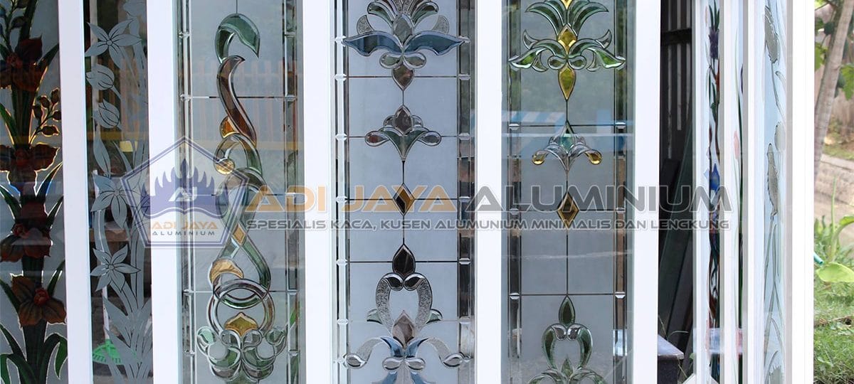 Kaca Patri Minimalis