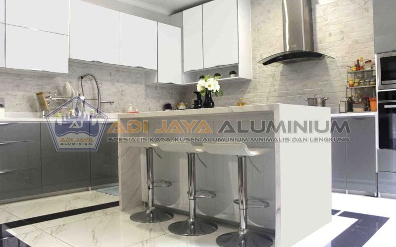 Kitchen Set Aluminium Minimalis: Solusi Tepat untuk Dapur Sempit!