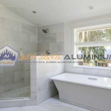 Jasa bikin penyekat kaca tempered kamar mandi basah kering Jakarta