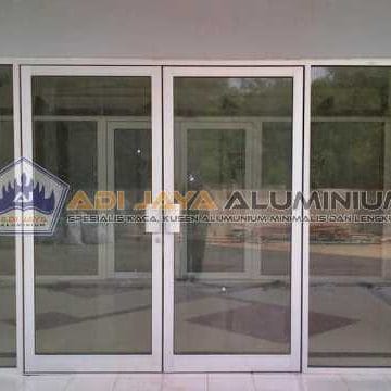 Bengkel aluminium finish good pengerjaan cepat area Cikarang