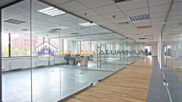 Tukang partisi aluminium kaca