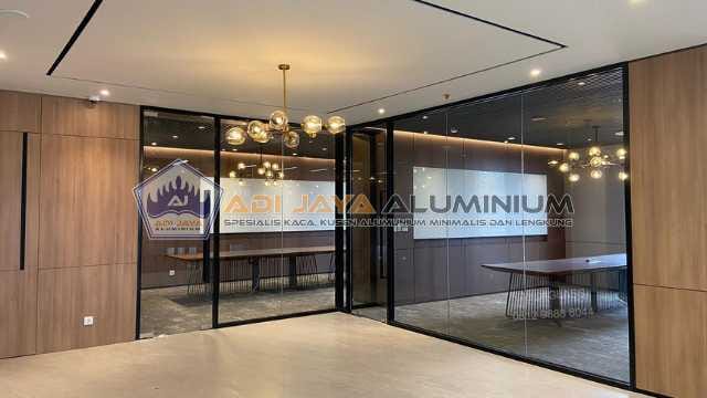 Tukang partisi aluminium kaca tempered kantor Bogor