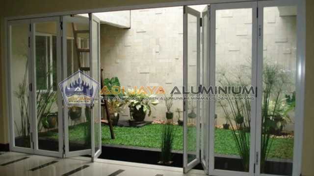 pasang pintu lipat kaca